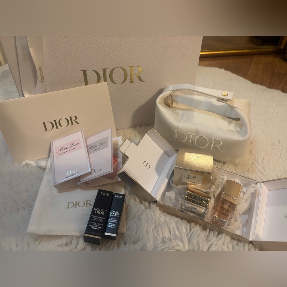 Dior Prestige Gift Set with Pouch